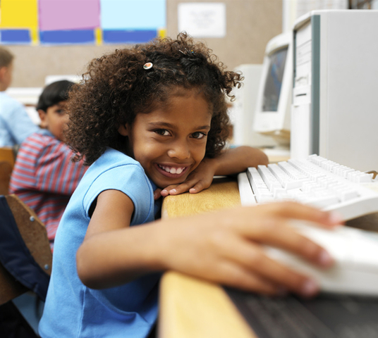 el comienzo de las tecnologias en los colegios