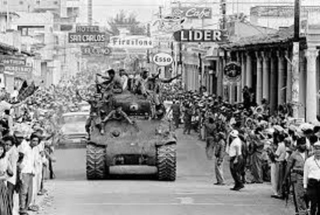 U.S. Sends Troops to the Dominican Republic