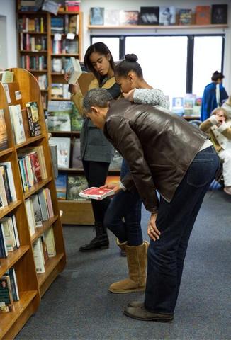 President Obama Shops at P&P