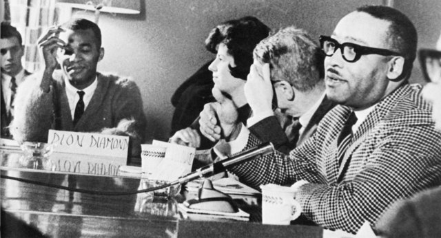 SDS created work unions and civil rights with students