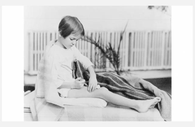 First Fuman Recieves Insulin