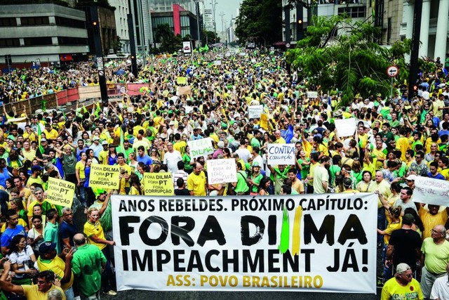 'Fora Dilma'