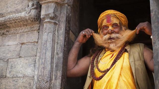 Traders bring Hinduism