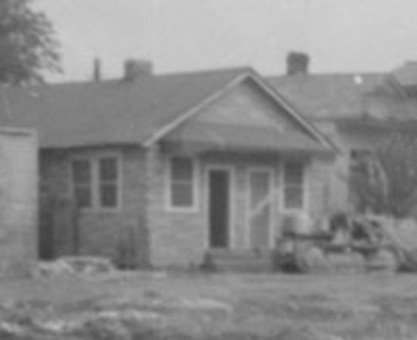 Louis is bornin New Orleans to Mary and WIlliam Armstrong