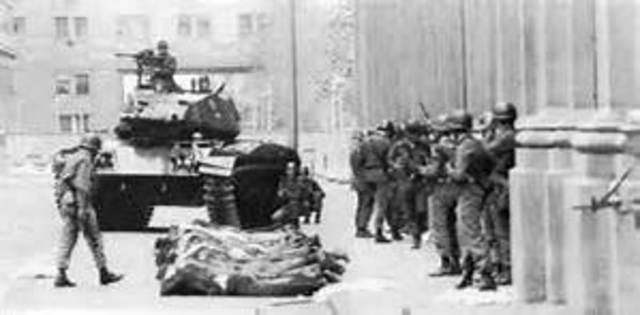 US Supported Coup overthrows Chilean Government