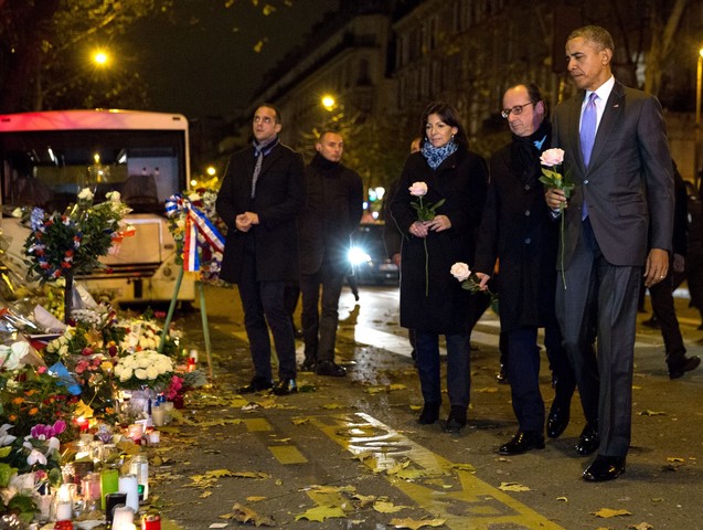 President Obama visits Paris attacks Memorial