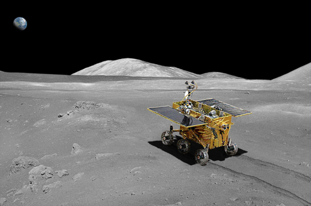Yutu ("Jade Rabbit") robotic rover lands successfully