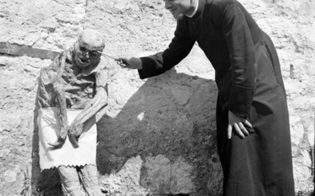 Descubrimiento de "La mummua del Gobbo"