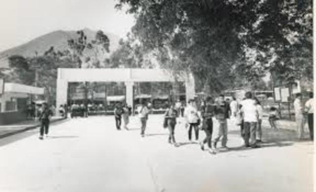 SE DIO NOMBRE A LA INSTITUCIÓN ESCUELA NORMALU NIVERSITARIA.