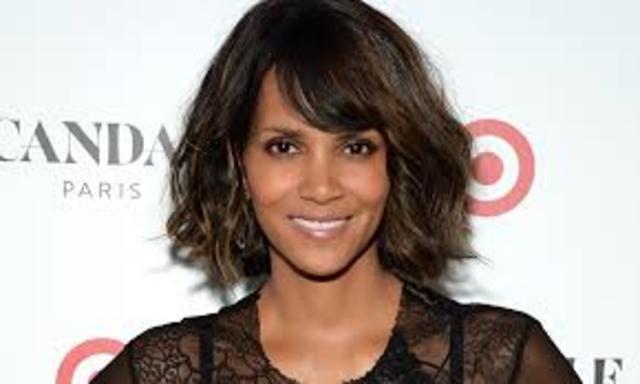 Halle Berry won Best Actress Oscar in the Acadamy awards