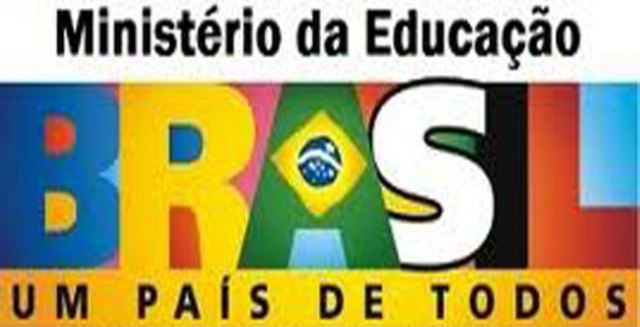 O MEC declarou a "separação" da EJA