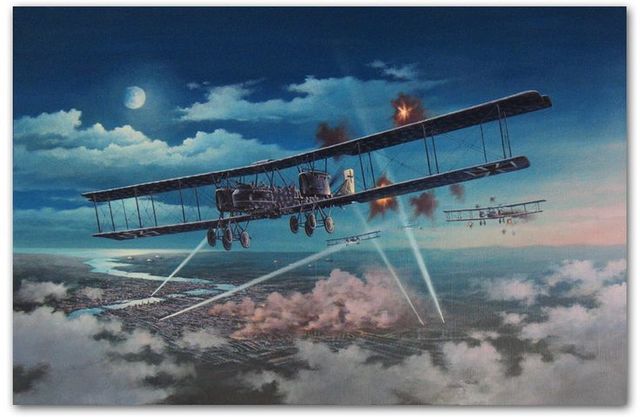 First night air raid on London