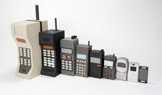 Quando surgiu o primeiro telemóvel ?