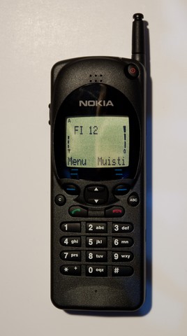 Aparecimento do Nokia 2110