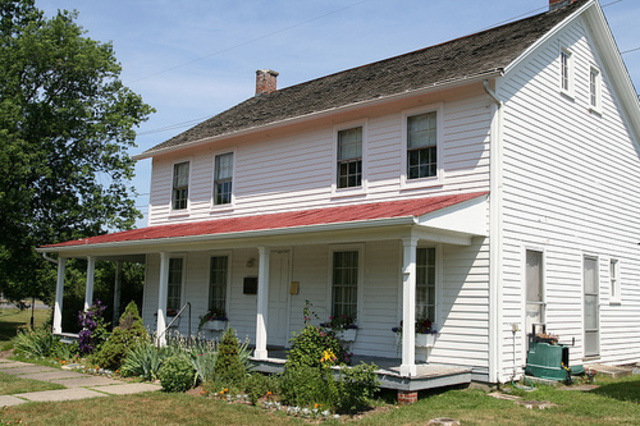 Harriet buys house in Auburn