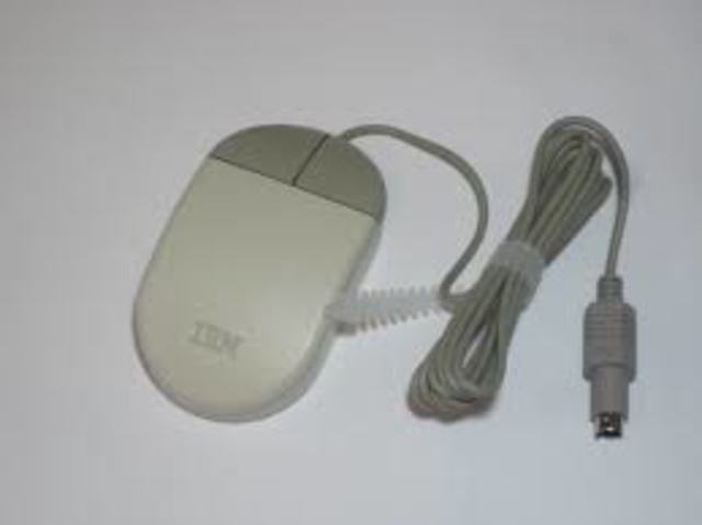 Se incorpora el mouse a la pc IBM.