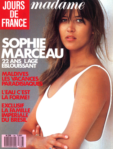 Sophie Marceau fait BOOM