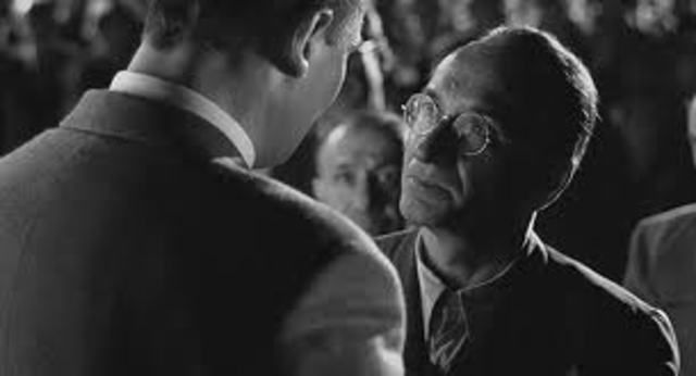 Itzhak and Oskar introduced