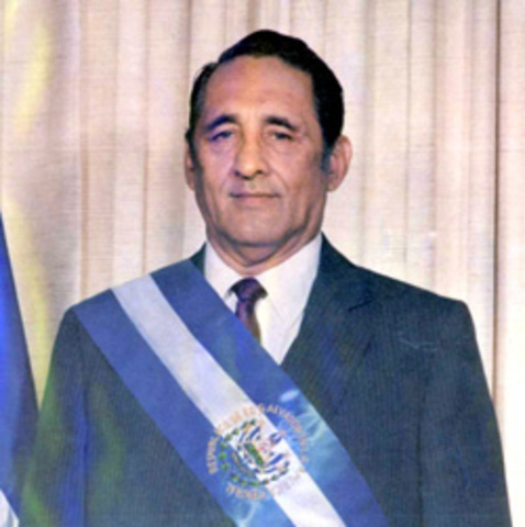 Muere el ex presidente salvadoreño José Napoleón Duarte.