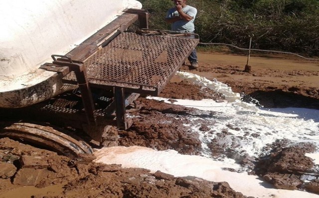 Grutly: El dolor de un productor, su producción y el sacrificio de muchos años.