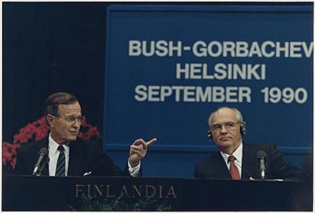 Societ Union Collapses