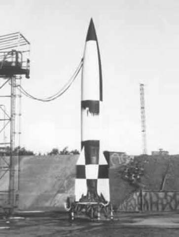 Primer cohete en alcanzar el espacio.