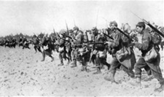 Alemania declara la guerra a Rusia.