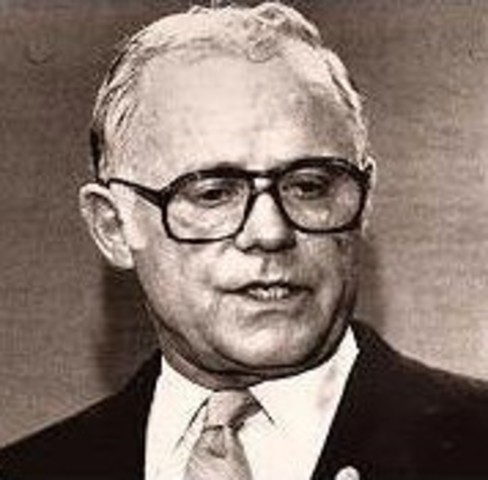 Burke grava el show de Donahue.