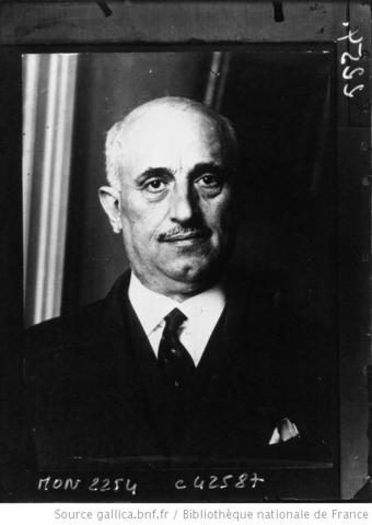 Ίδρυση λαϊκού Κόμματος απο τους Κοινωνιολόγους - Αρχηγός: Αλέξανδρος Παπαναστασίου1910