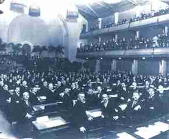 Ίδρυση της Κοινωνίας των Εθνών (ΚτΕ)1919