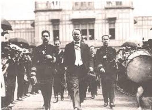 Inicio de la Reconstruccion Nacional