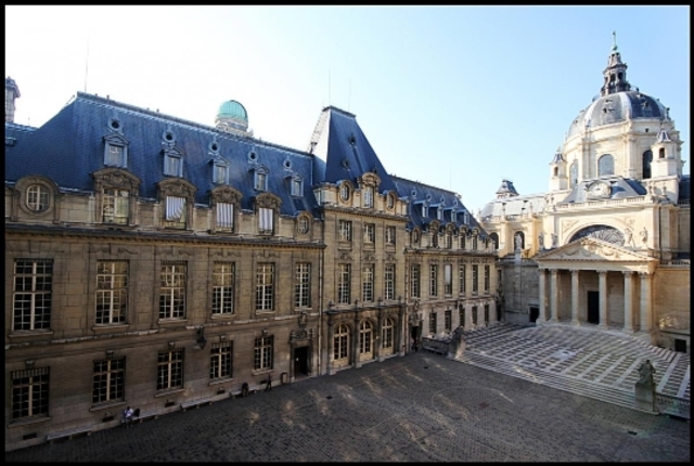 UNIVERSIDAD DE PARIS
