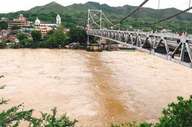 Restringen navegación en el Río Magdalena