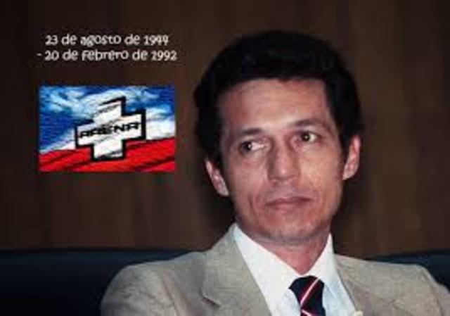 En 1981 se constituye el nuevo partido político Alianza Republicana Nacionalista (ARENA).