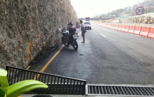 Accidente vehicular en el soterrado