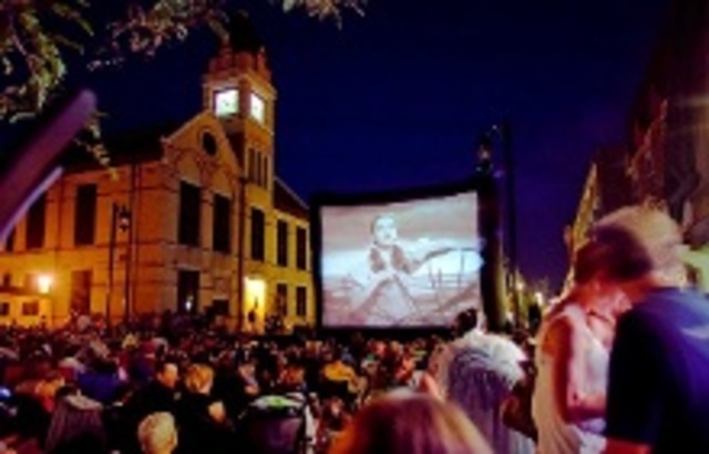 Wizard of Oz Premiers in Movie Theaters