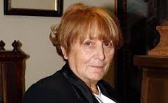 Premio á creación femenina