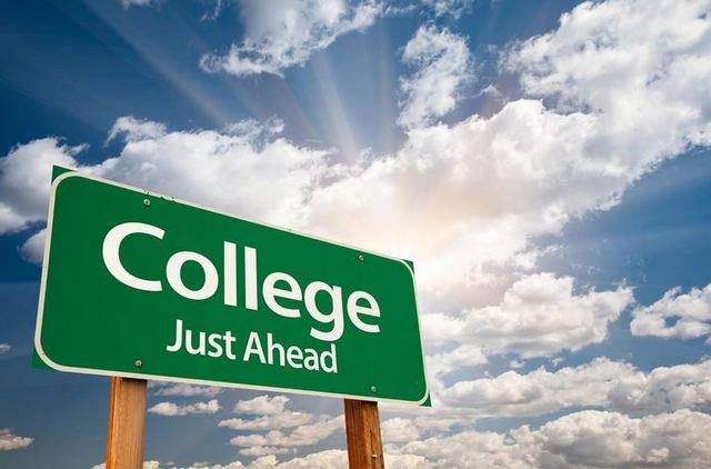 WHICH COLLEGE IS BEST FOR ME? WHAT CAN I DO NOW TO PREPARE FOR COLLEGE?