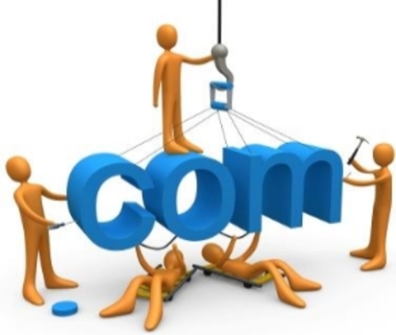 Otro de los términos revolucionarios, weblog aparece en 1997 usado por Jorn Barger.