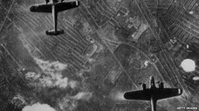 Heavy German bombing of London