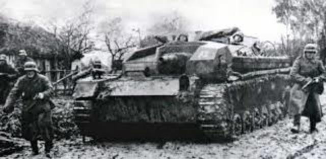 German summer offensive begins in the Crimea.