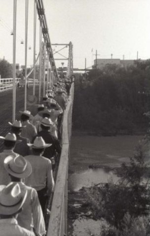 Undocumented Workers Keep Migrating From Mexico