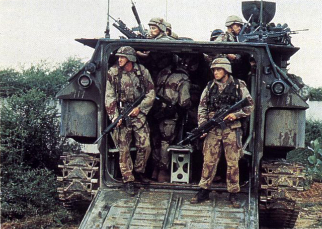 Entrance of US Soldiers in Somalia / Blackhawk Down