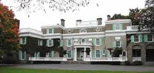 Roosevelt leaves home