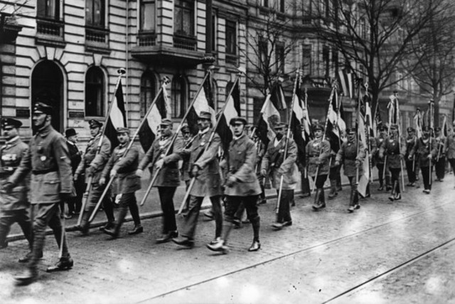 Bauhaus Weimar closes