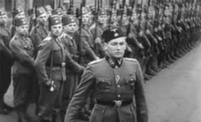 Nazis arrest White Rose resistance leaders in Munich.