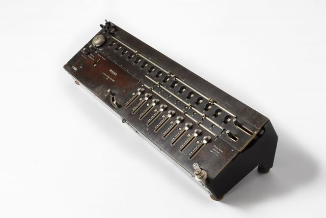 se crea calculadora madas