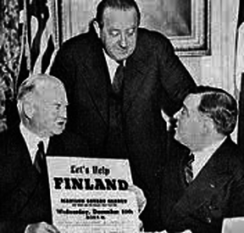 Stalin attacks Finland