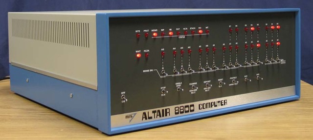 Primer microordenador, altair 8800