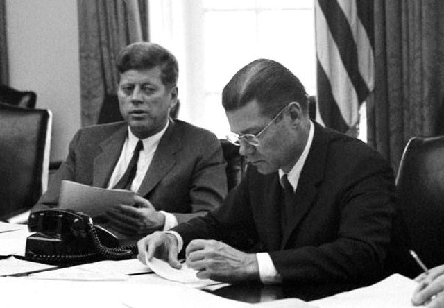 JFK Finds Out About Nukes